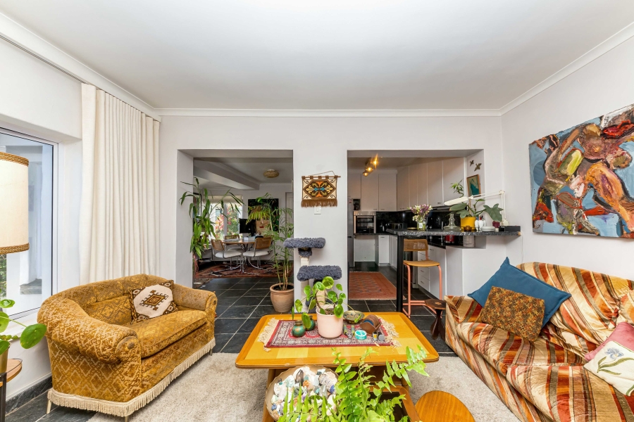 To Let 1 Bedroom Property for Rent in Green Point Western Cape